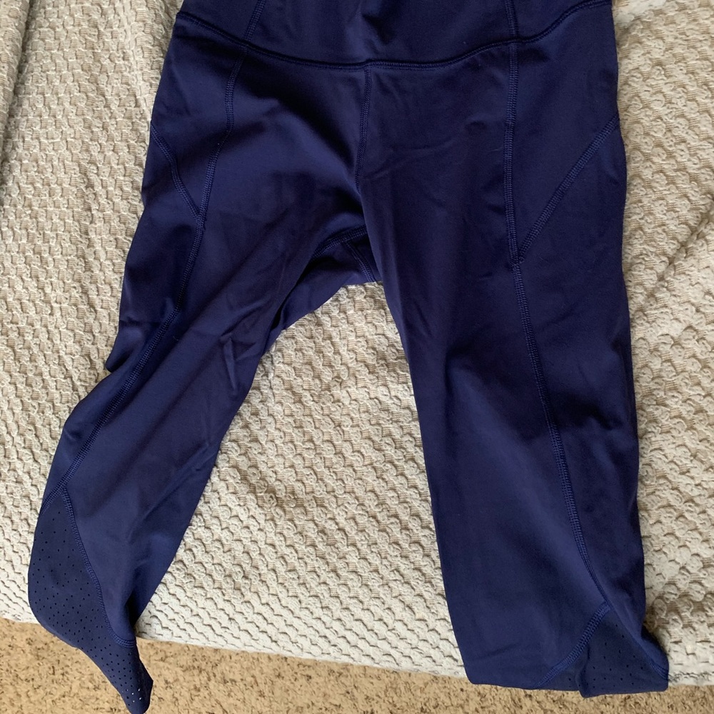 lululemon crop